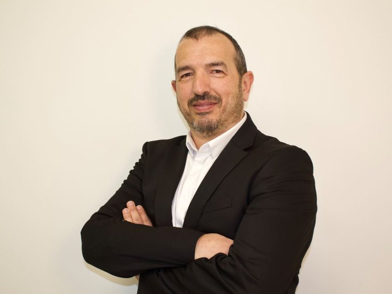 ניהול צוות המכירות - מנכ"ל החברה דרור כהן